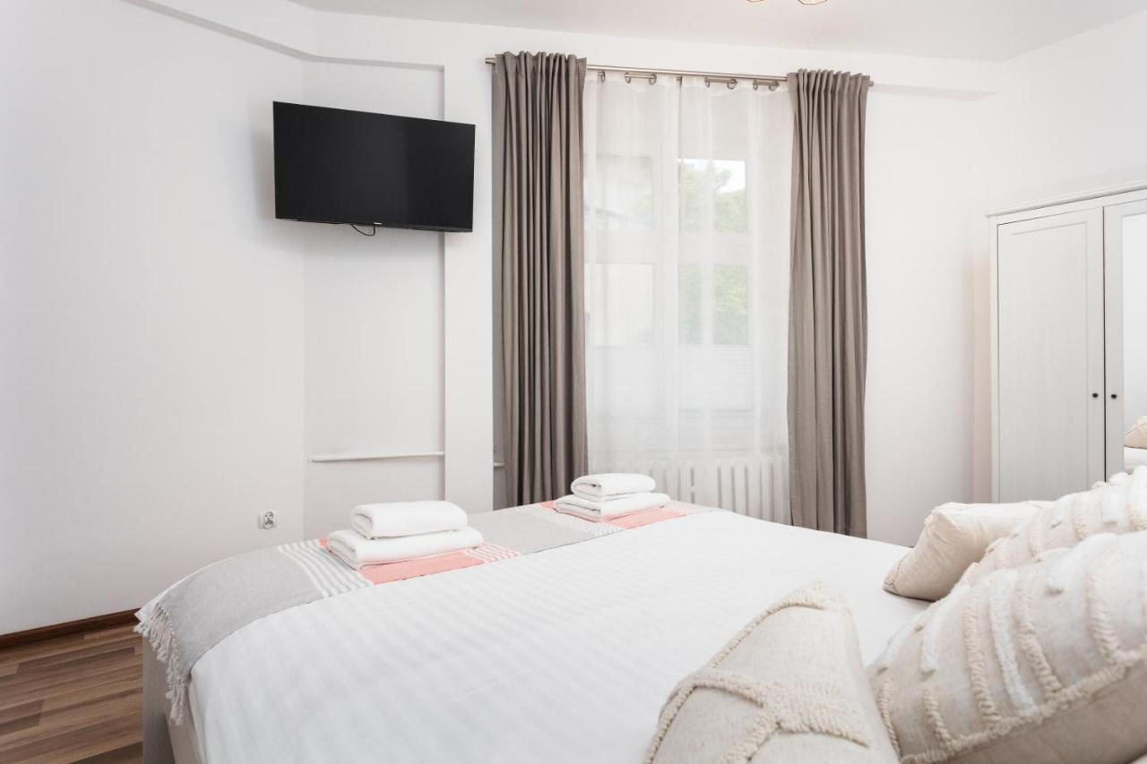 City Of The Kings-Camomile Apartment Cracovie Extérieur photo