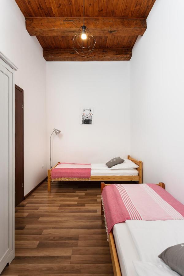 City Of The Kings-Camomile Apartment Cracovie Extérieur photo